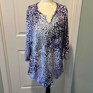Alia longsleeved top size medium but runs big Some sequins-gray/purple/pink colr